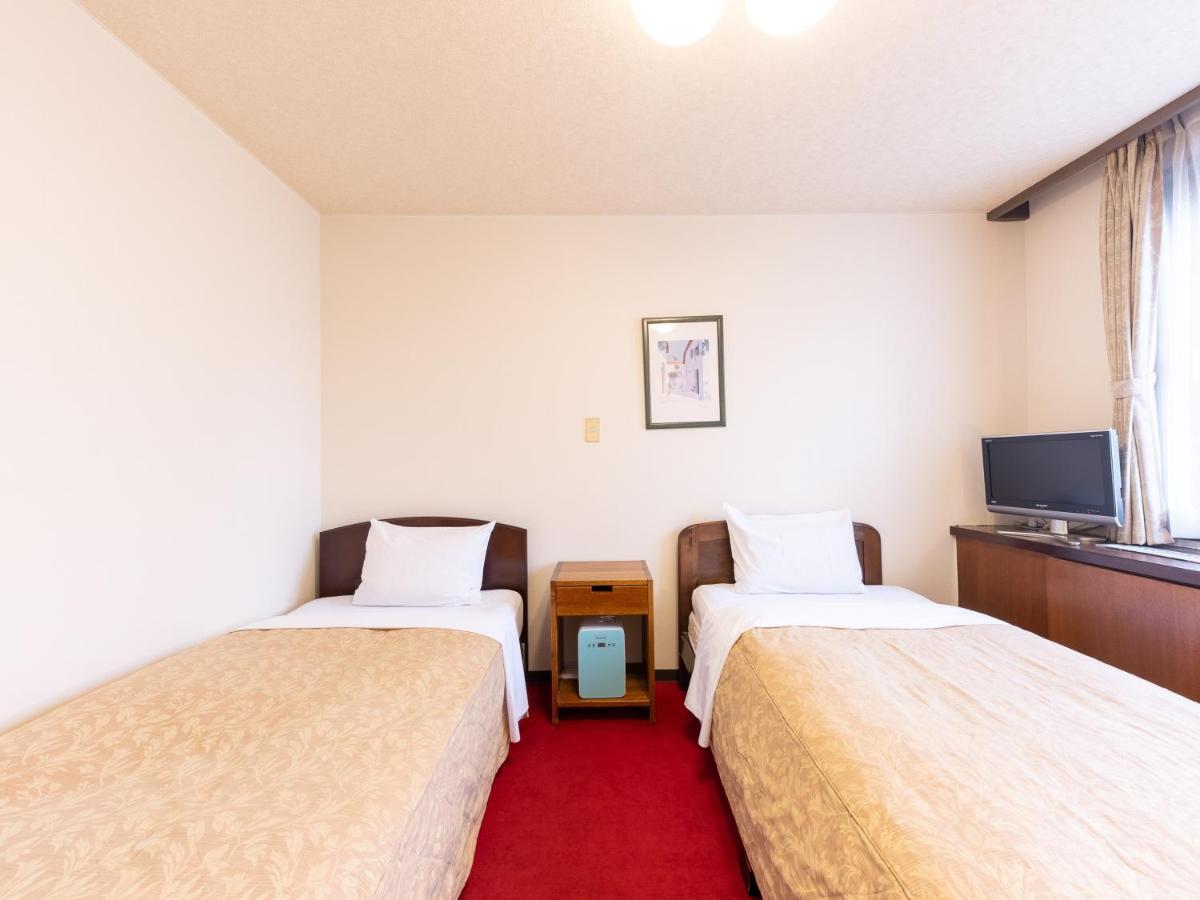 Tabist Business Hotel Takizawa Takasaki Station Nishiguchi Exterior foto