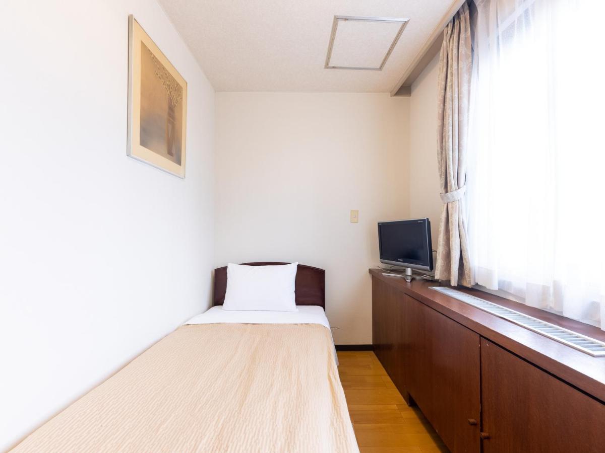 Tabist Business Hotel Takizawa Takasaki Station Nishiguchi Exterior foto